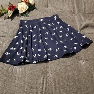 NWOT! H&M DIVIDED skater skirt